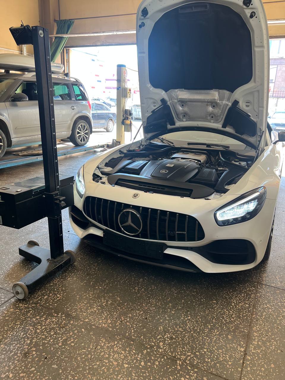 Оклейка Mercedes AMG GT