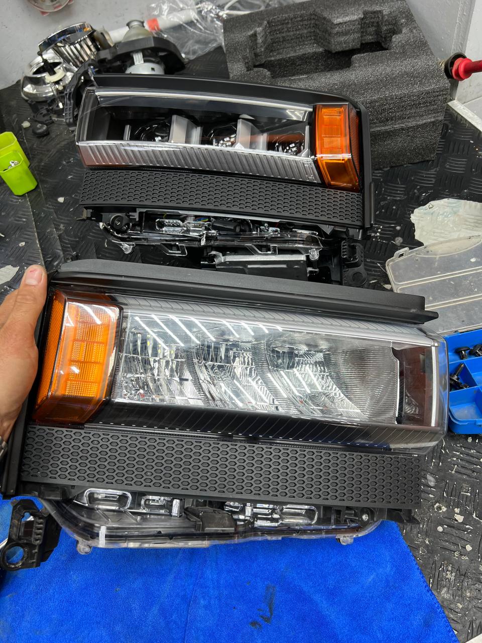 Замена линз Toyota J250