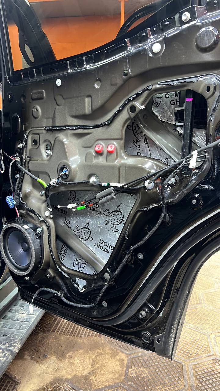 Шумоизоляция Toyota J250